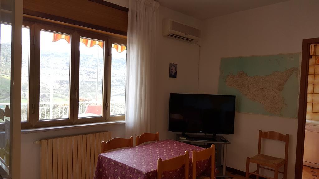 B&B Da Pietro Calascibetta Buitenkant foto