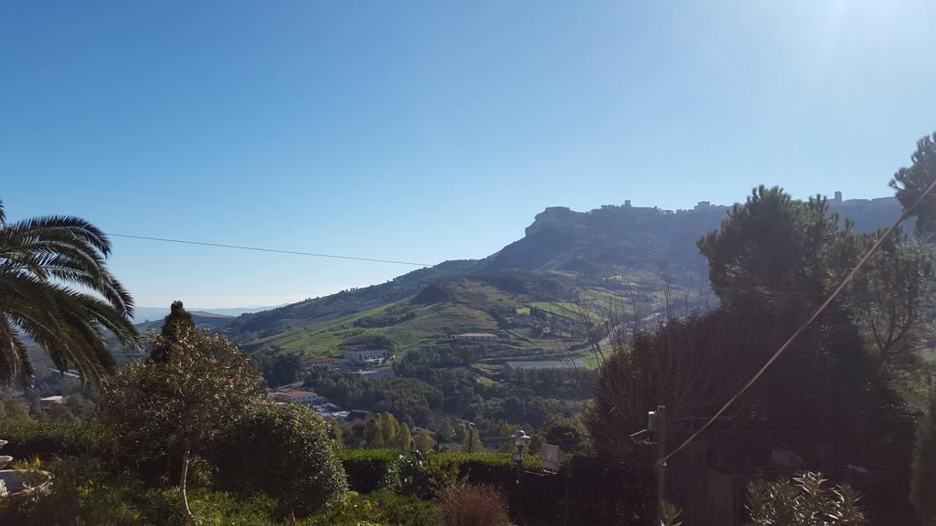 B&B Da Pietro Calascibetta Buitenkant foto